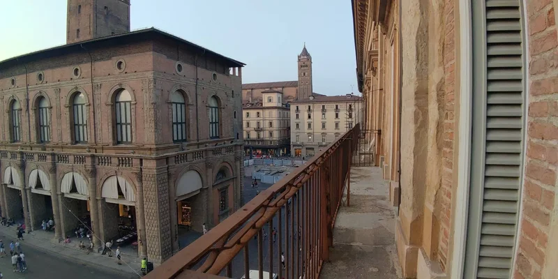 Piazza Maggiore, Bologna, Bologna, Emilia-Romagna, Italy. - Photo 6