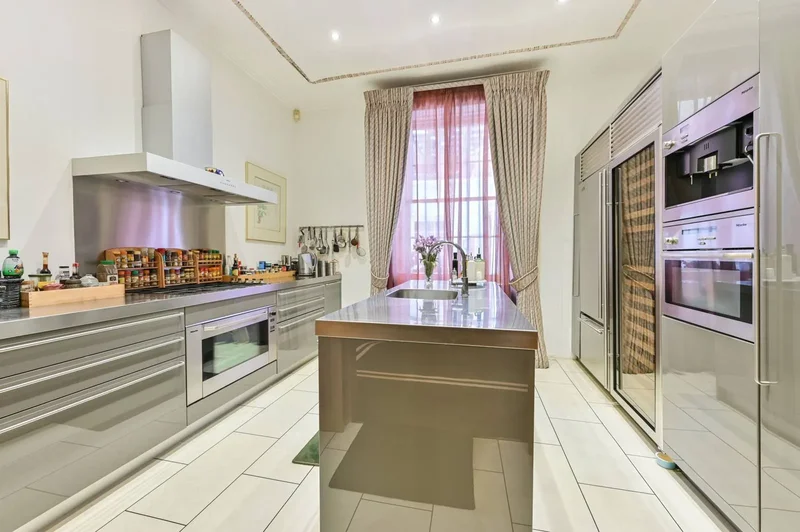 1 Walton Place, Central London, London, England, United Kingdom. - Photo 6