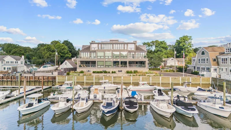 111 Rowayton Avenue #201, Norwalk, Connecticut, United States. - Photo 3