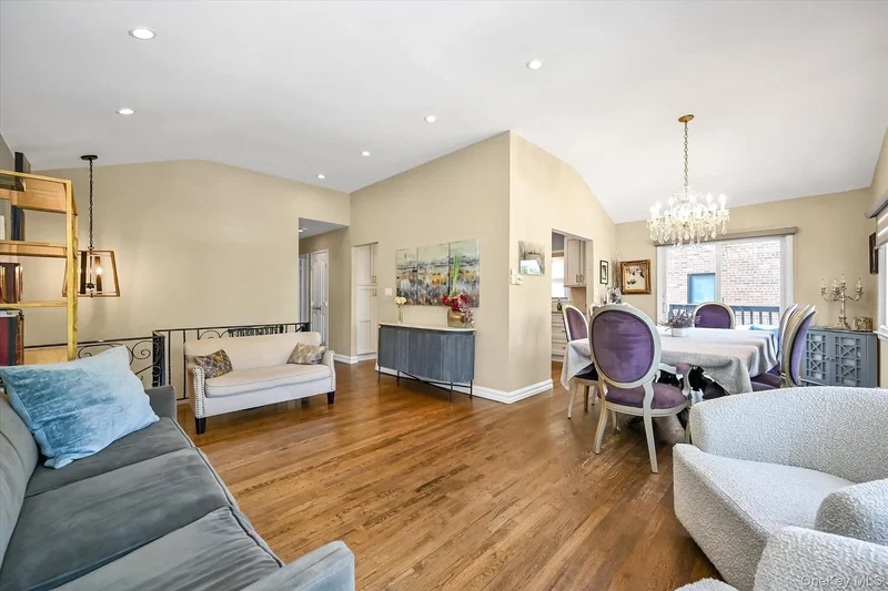 505 Hicksville Road, New York, New York, United States. - Photo 13