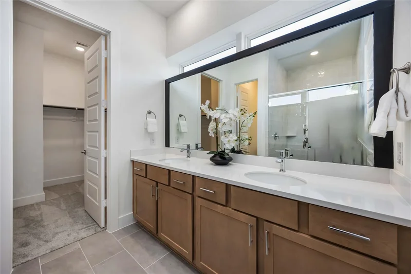 4415 Caroline St, Houston, Texas, United States. - Photo 16