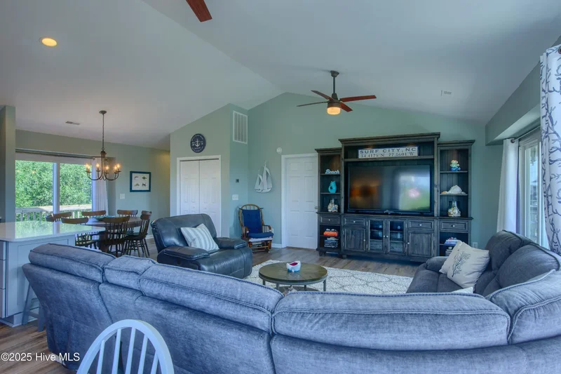 1125 S Topsail Drive, Surf City, NC 28445, Surf City, North Carolina, United States. - Photo 31