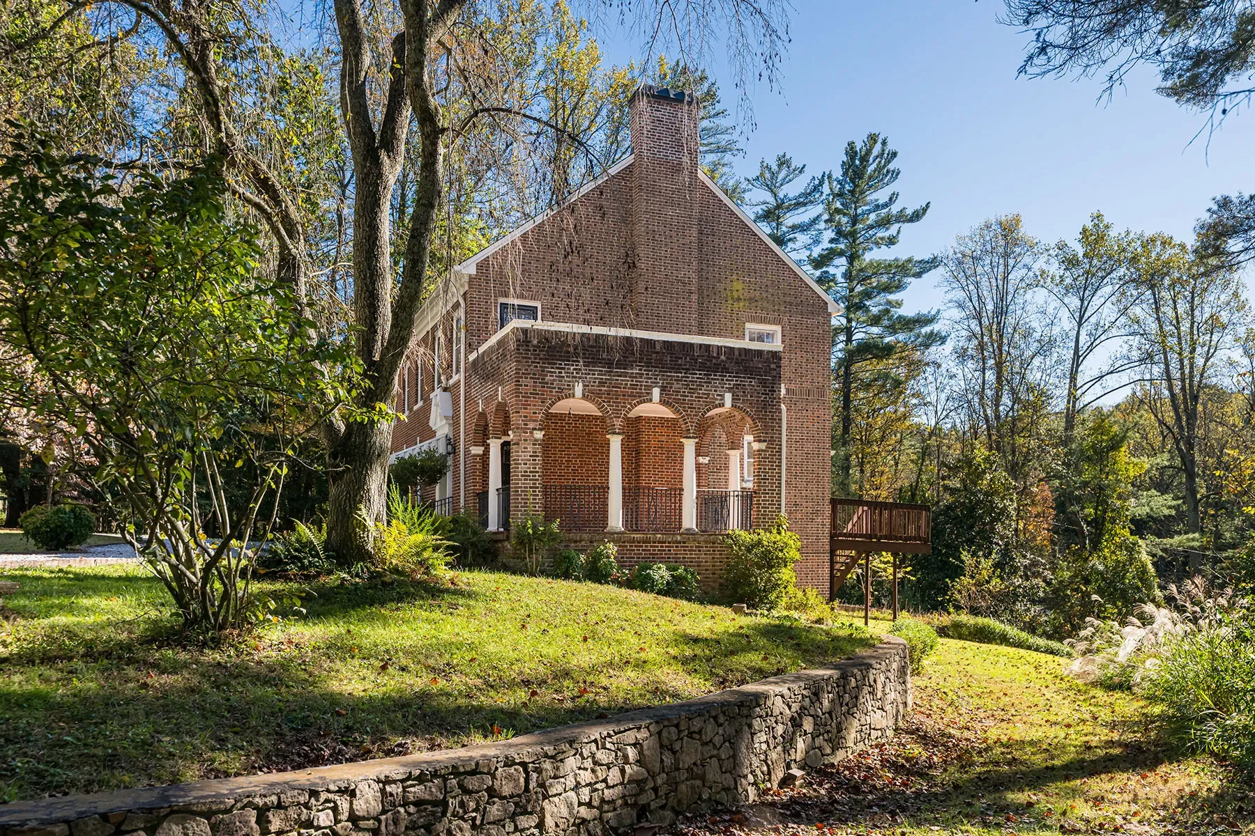 325 Vanderbilt Road, Asheville, NC 28803, Asheville, North Carolina, United States. - Photo 38