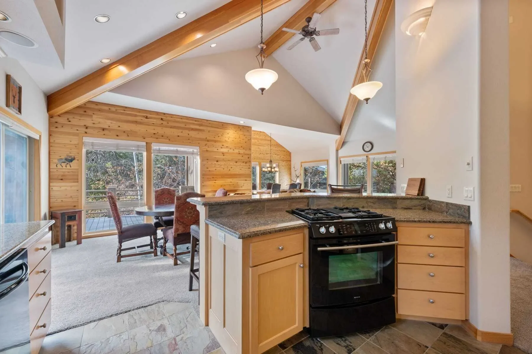 58008 Bunker Lane #24 , Sunriver, OR 97707, Sunriver, Oregon, United States. - Photo 11