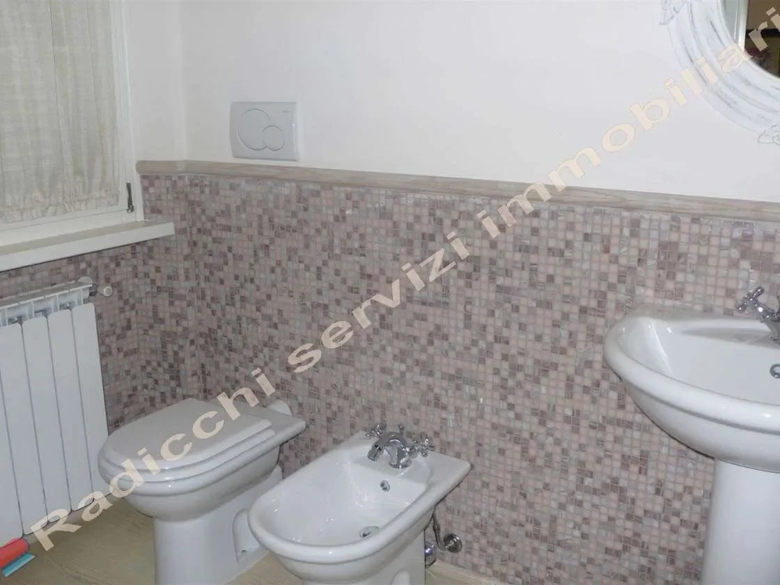 Gallery photo 4