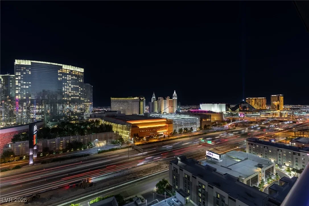 4575 Dean Martin Drive 1909, Las Vegas, Nevada, United States. - Photo 29