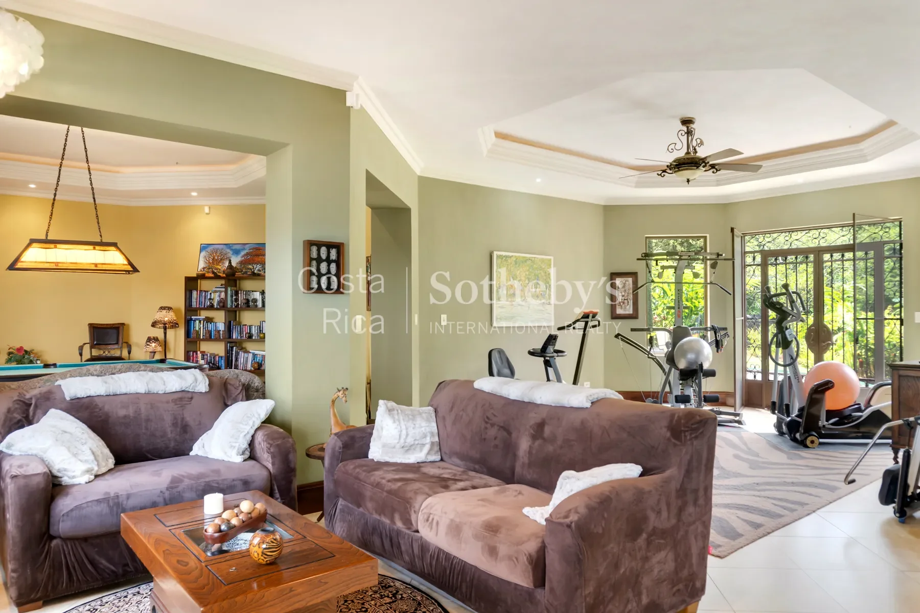 Gallery photo 10