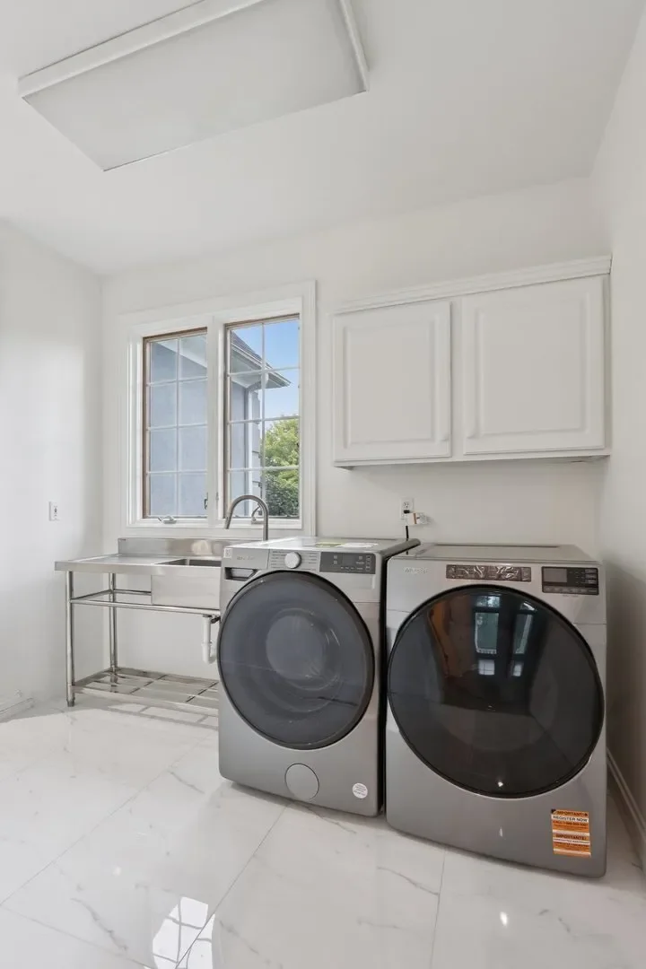 6605 Oakwood Manor Drive, Crystal Lake, Illinois, United States. - Photo 51