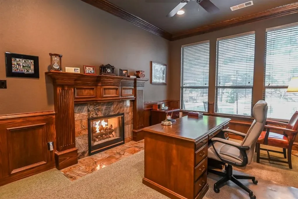 702 Sussex Court, Grapevine, Texas, United States. - Photo 5