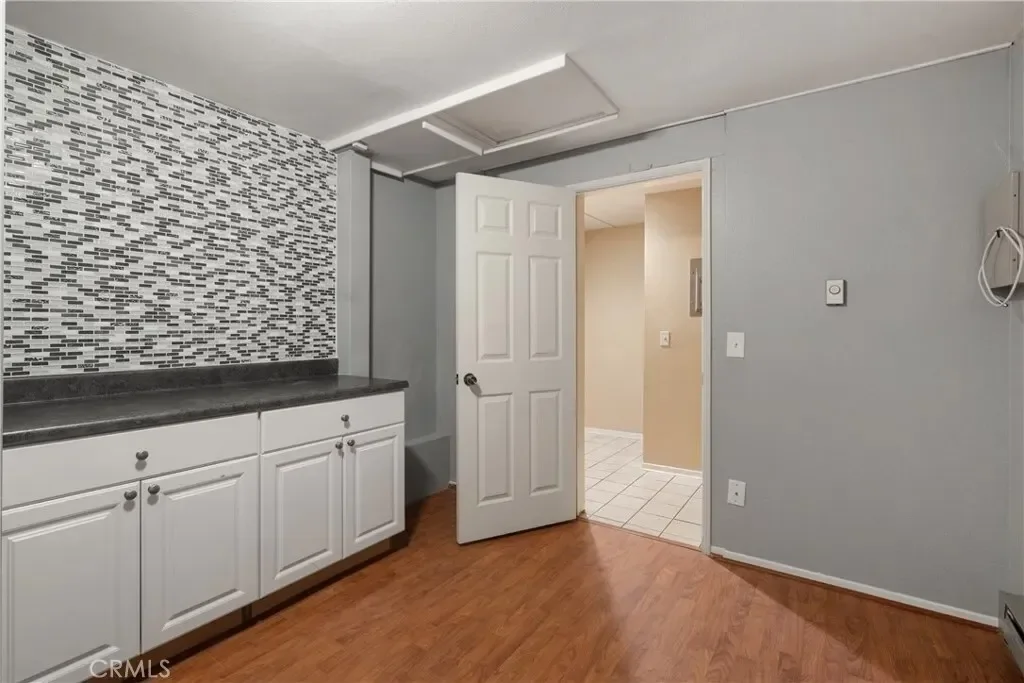 482 S Madison Avenue 1, Altadena, California, United States. - Photo 25