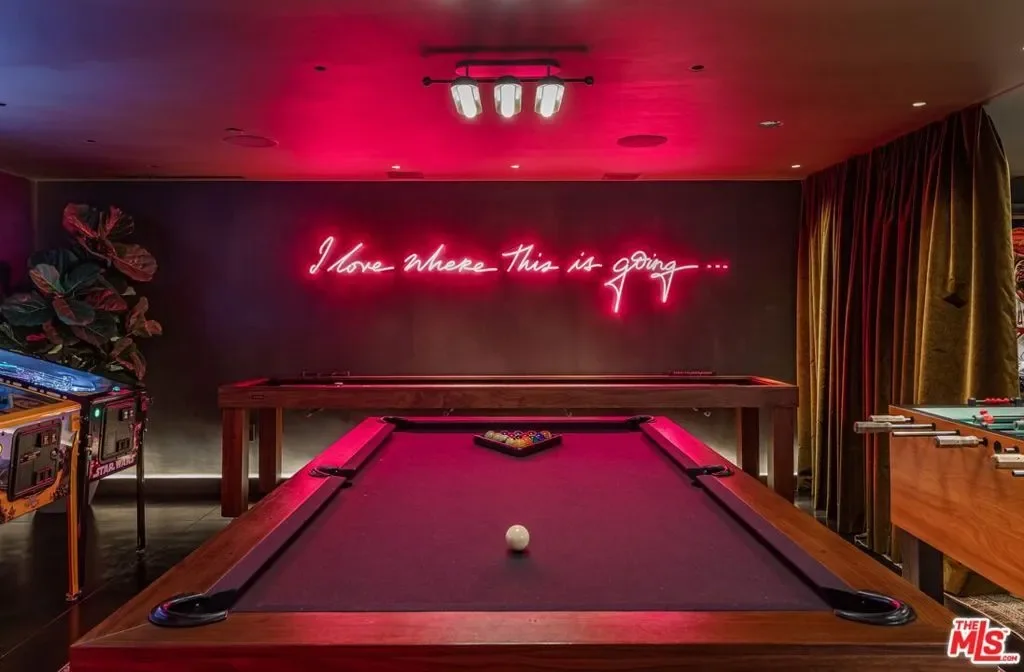 859 Woodacres Road, Santa Monica, California, United States. - Photo 36