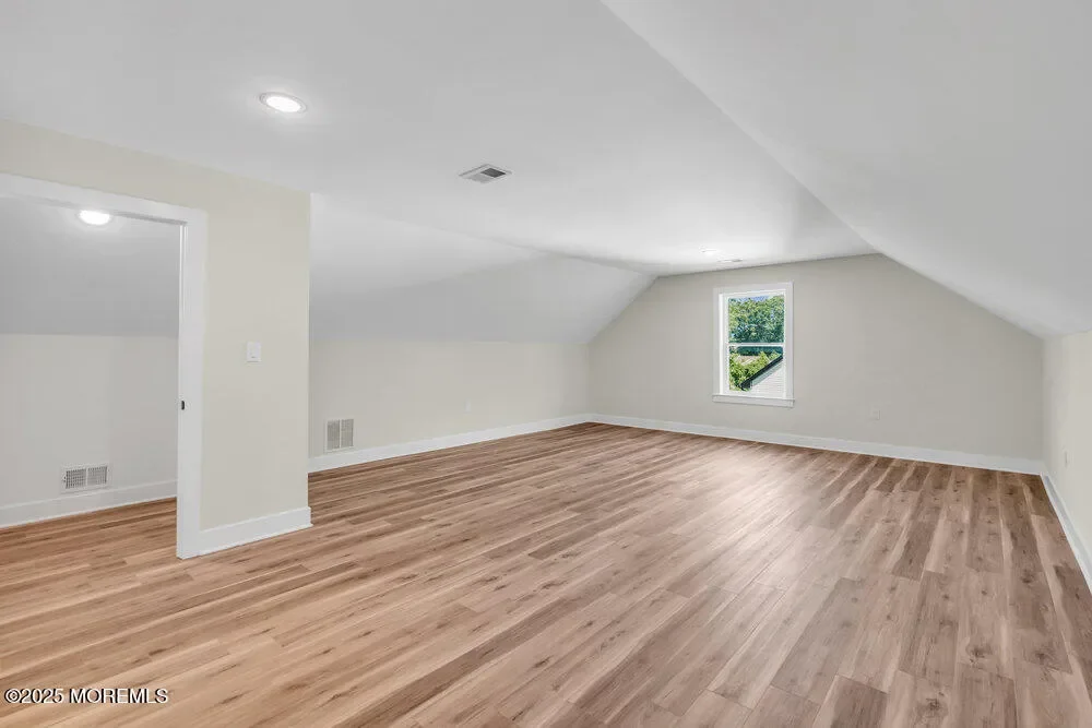 Gallery photo 2