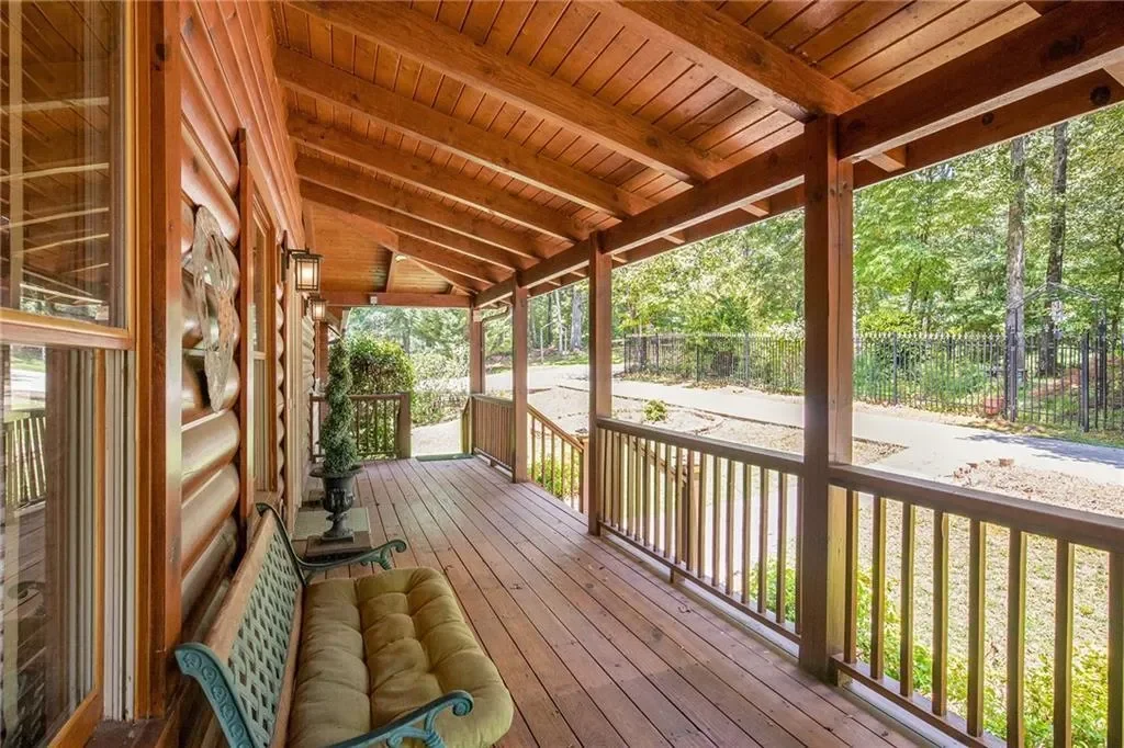 221 Laurel Circle, Dahlonega, Georgia, United States. - Photo 3