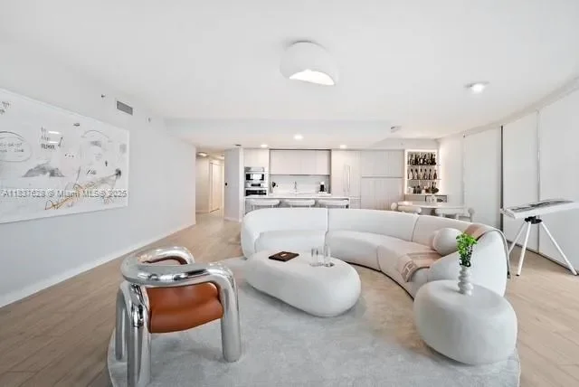 488 NE 18th St. 715, Miami, Florida, United States. - Photo 30