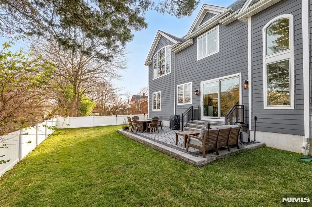 37 Glenfair Road, Glen Rock, New Jersey, United States. - Photo 40