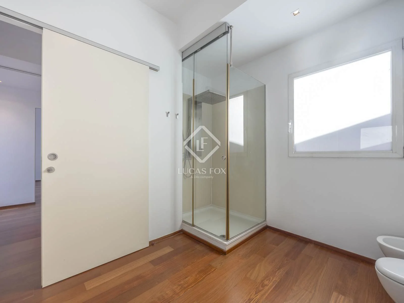 Gallery photo 10