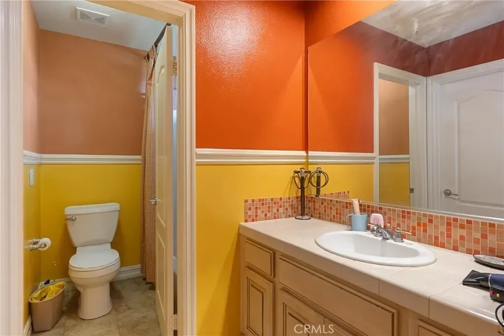 6800 Knightsbridge Court, Jurupa Valley, California, United States. - Photo 24