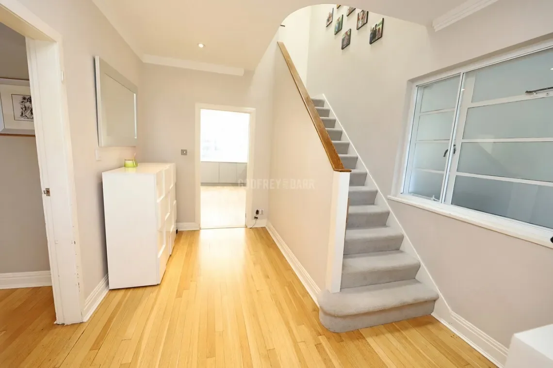 Ossulton Way Hampstead Garden Suburb N2, London, England, United Kingdom. - Photo 22