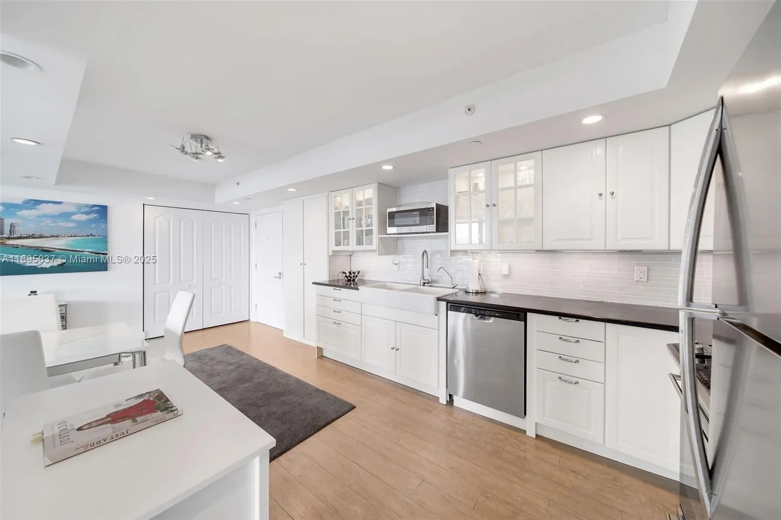 650 West Ave 2107, Miami Beach, Florida, United States. - Photo 13