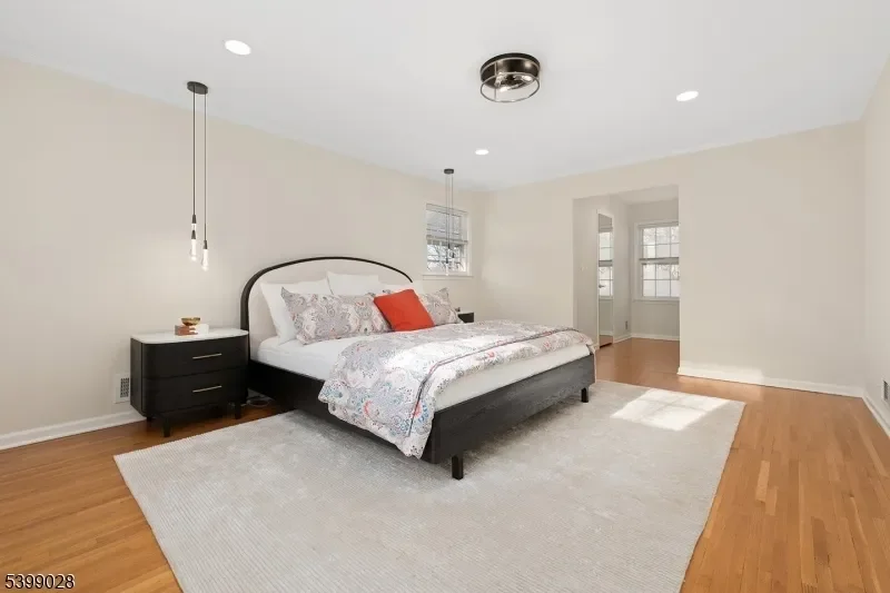 70 Hampton Rd, Chatham Twp., NJ 07928, Chatham Township, New Jersey, United States. - Photo 19