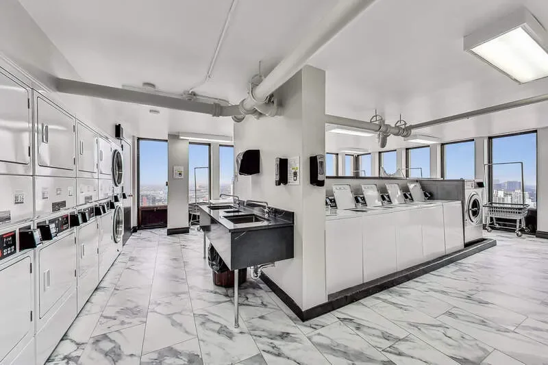 100 E. Walton Street, #42F, Chicago, IL, 60611, USA, Chicago, Illinois, United States. - Photo 53