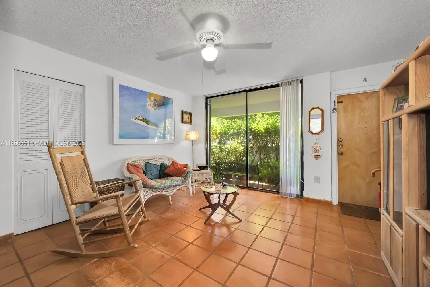 265 Grapetree Dr 110, Key Biscayne, Florida, United States. - Photo 3