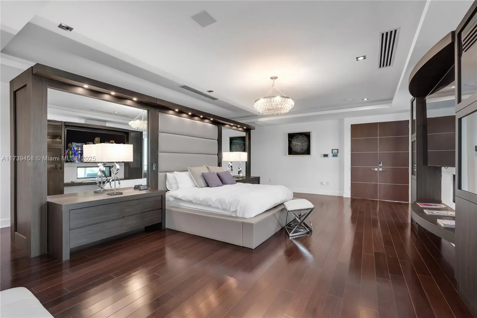 300 Royal Plaza Dr, Fort Lauderdale, Florida, United States. - Photo 62