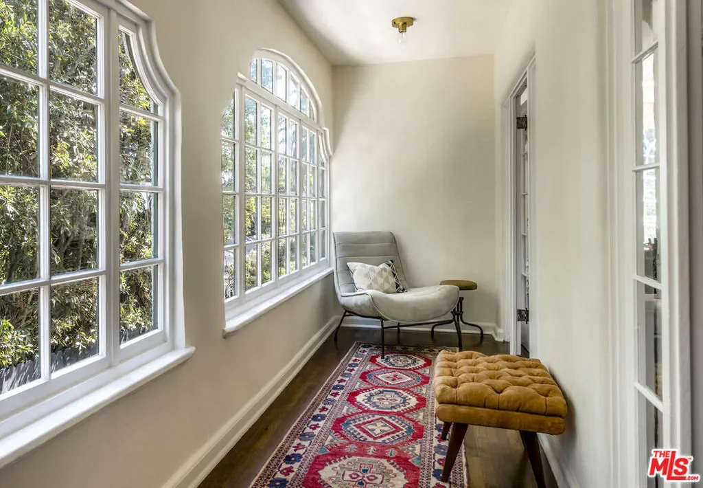 6749 Whitley Terrace, Los Angeles, California, United States. - Photo 4