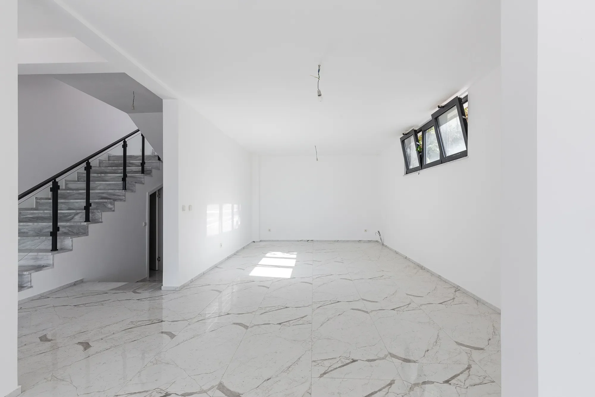 Gallery photo 12