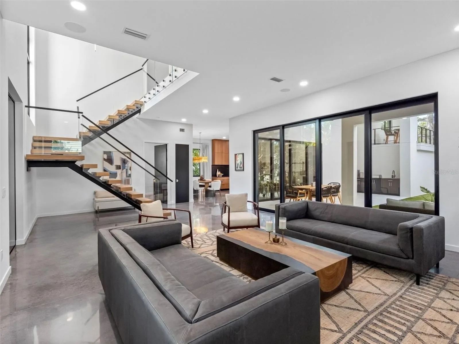 526 16TH AVENUE NE, ST PETERSBURG, FL, 33704, USA, St. Petersburg, Florida, United States. - Photo 49
