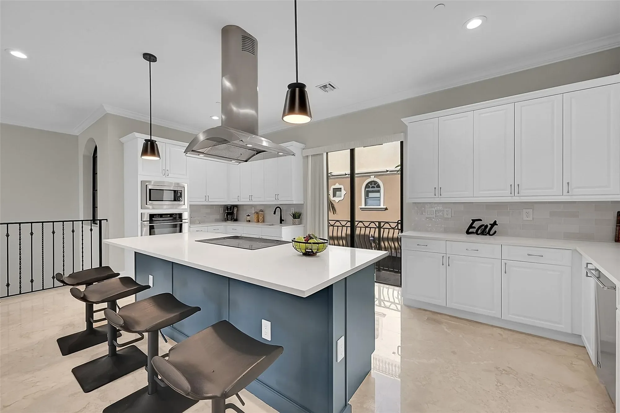 2254 SE 7th Street, Hillsboro Beach, Florida, United States. - Photo 6