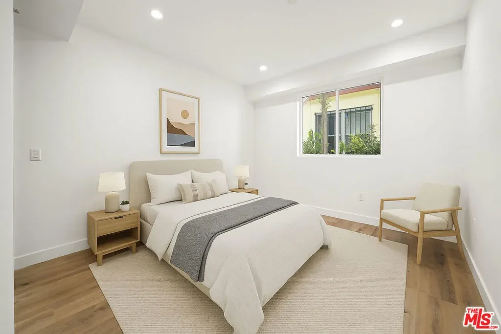 1518 Magnolia Avenue, Los Angeles, California, United States. - Photo 3