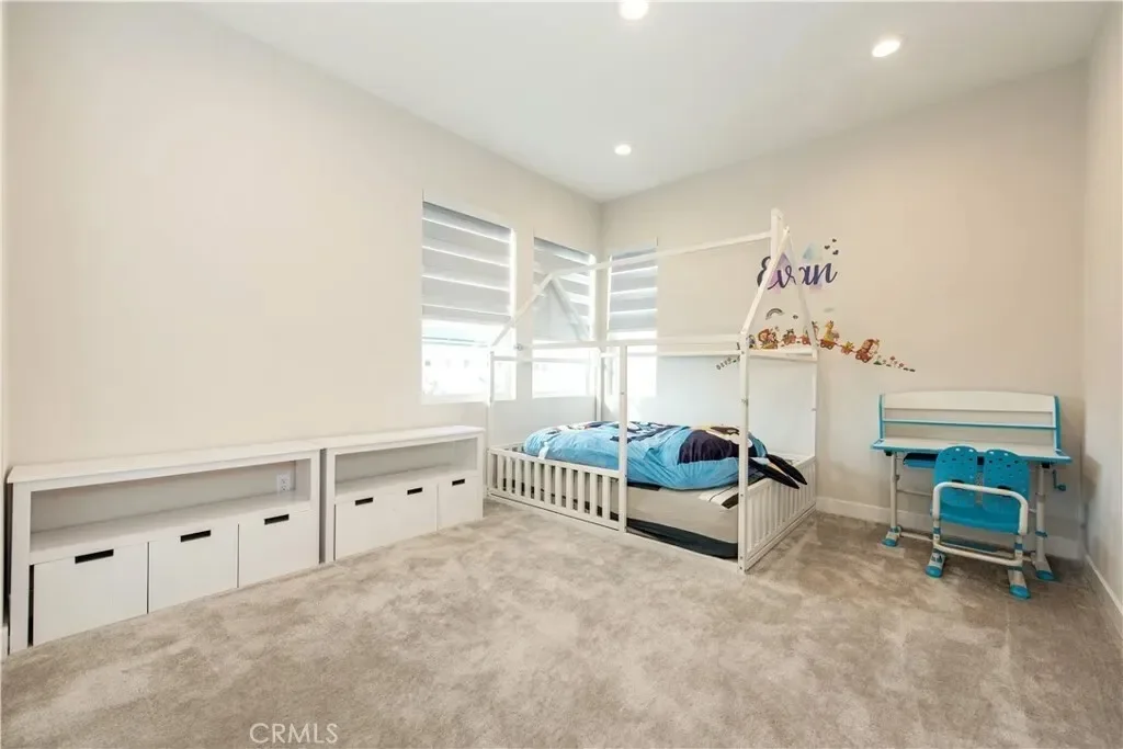 220 Holliston, Lake Forest, California, United States. - Photo 33