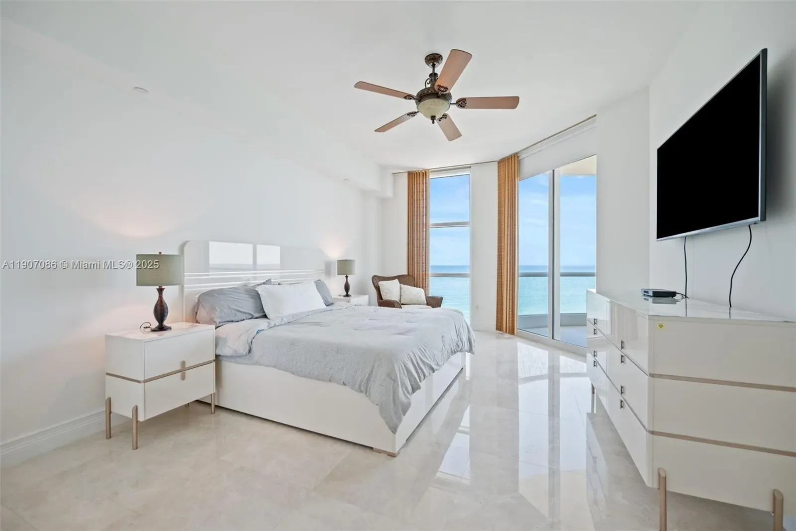 16051 Collins Ave 1202, Golden Beach, Florida, United States. - Photo 6