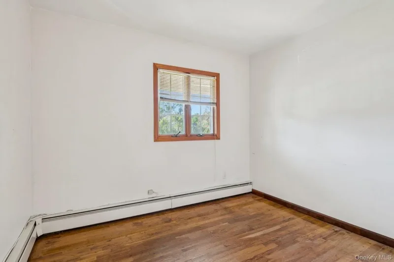 10 Aron Drive, Woodbury, NY, 11797, USA, Woodbury, New York, United States. - Photo 9