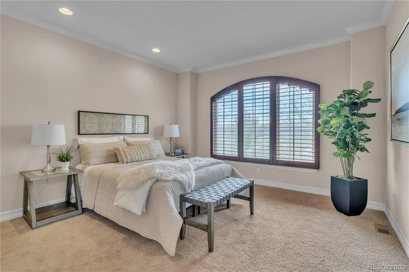 8053 E Maple Avenue, Denver, Colorado, United States. - Photo 24