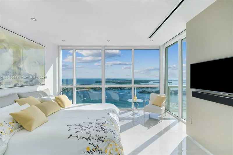 450 Alton Rd PH1, Miami Beach, Florida, United States. - Photo 35