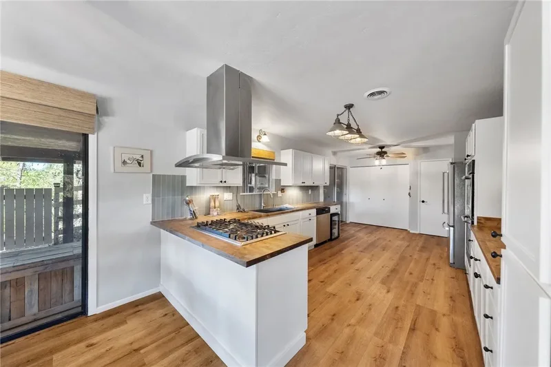 17705 Rodeo Road, Lake Elsinore, CA 92530, Lake Elsinore, California, United States. - Photo 15