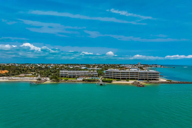1133 W Ocean Drive #6, Key Colony Beach, FL 33051, Key Colony Beach, Florida, United States. - Photo 9