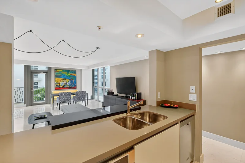 1500 Ocean Dr Unit# 507, Miami Beach, FL 33139, Miami Beach, Florida, United States. - Photo 28