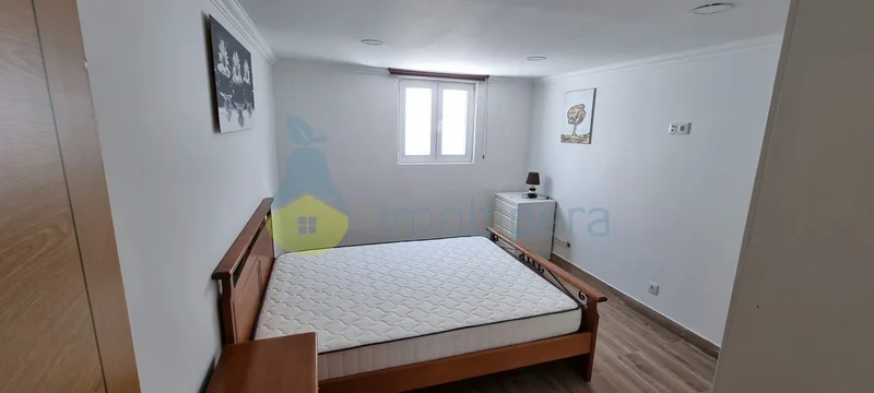 Detached house in Algoz with basement and ground floor, garden and swimming pool