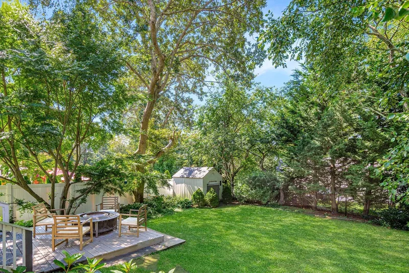 8 Lawrence Avenue , Hampton Bays, NY 11946, Hampton Bays, New York, United States. - Photo 11