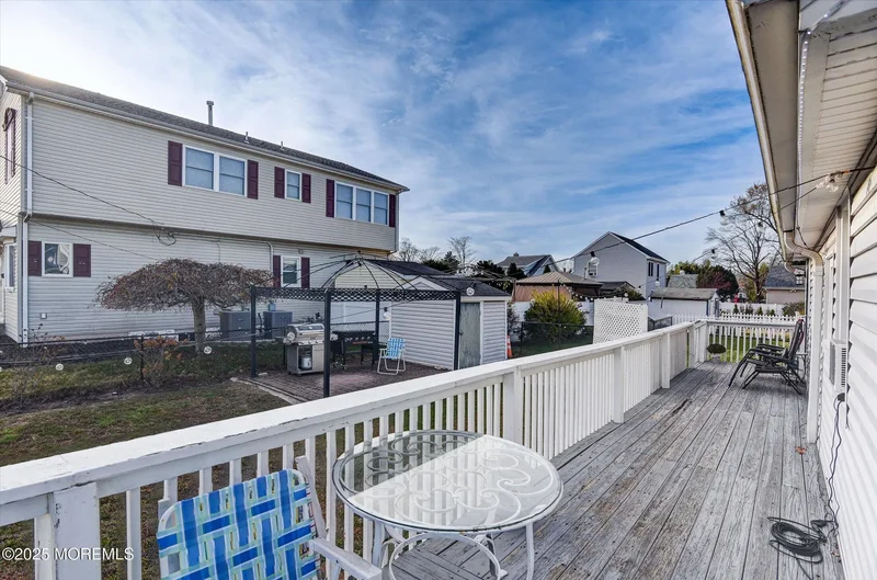 238 Shoreland Circle, Laurence Harbor, NJ 08879, Old Bridge Township, New Jersey, United States. - Photo 58