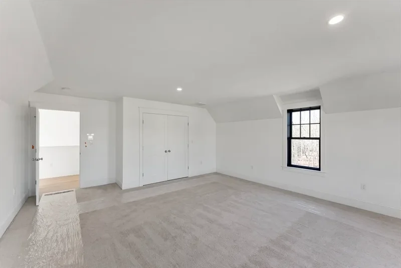 46 Sandwich Rd #4, Plymouth, MA 02360, Plymouth, Massachusetts, United States. - Photo 6