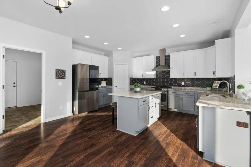 908 Yorktown Road, Sun Prairie, Wisconsin, United States. - Photo 18