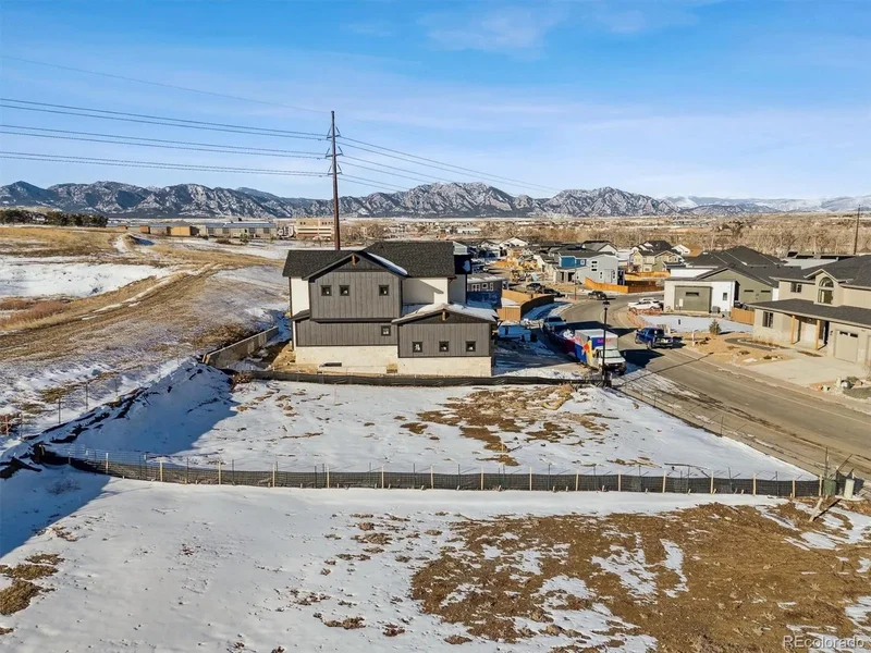 945 Saint Andrews Lane, Lafayette, Colorado, United States. - Photo 17