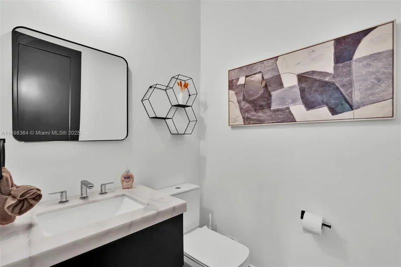 530 NW 41st St, Miami, Florida, United States. - Photo 34
