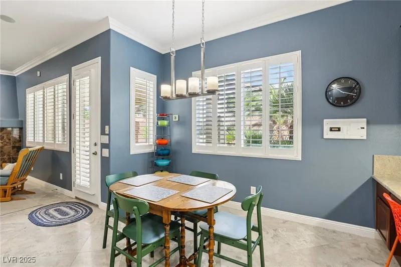 929 Viscanio Place, Las Vegas, Nevada, United States. - Photo 16