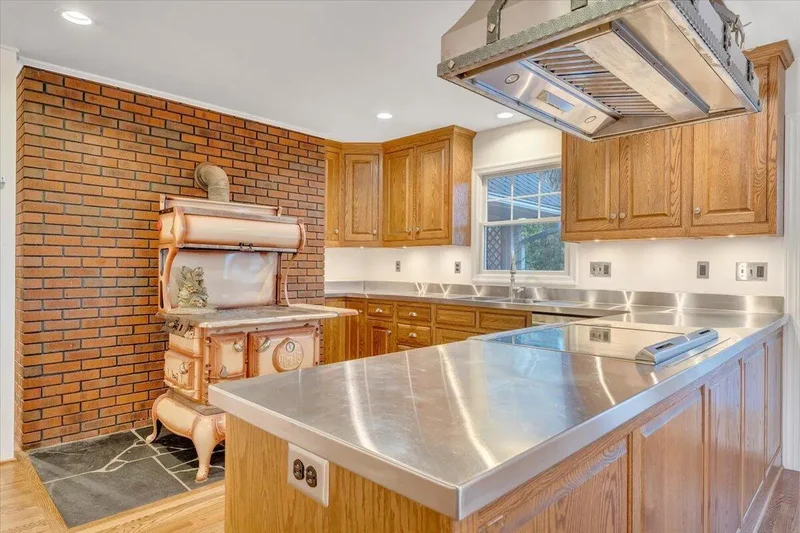 3054 Loch Haven DR, Roanoke, VA 24019, Cloverdale, Virginia, United States. - Photo 17