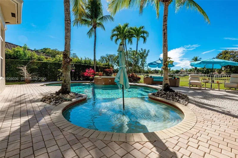 610 W Enclave Cir W, Miramar, Florida, United States. - Photo 67